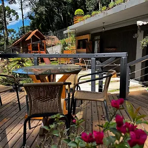 Casa de Férias Casa Da Flor Com Lareira, Campos do Jordão